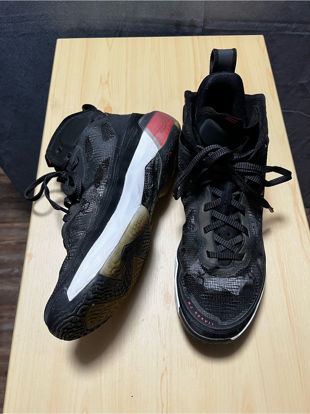 Nike Men's Size 9 Air Jordan XXXVII Basketball Shoes Black Hot Punch DD6958 091